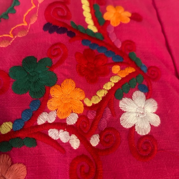 Embroidered pullover dress in bright pink – BEAUTIFUL! - Picture 6 of 13